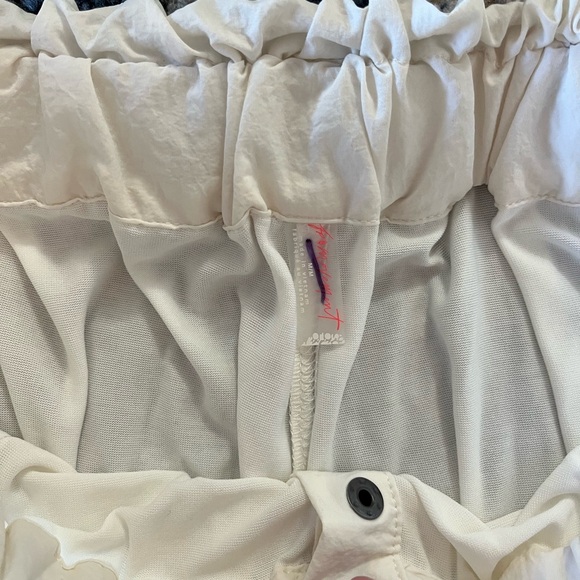 NWOT FP Movement Wide leg Spacial pants size medium - Picture 5 of 6